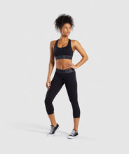Load image into Gallery viewer, Gymshark Fit Cropped Leggings - Black
