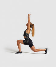 Load image into Gallery viewer, Gymshark Non Stop Cycling Shorts - Print
