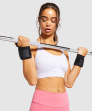 Load image into Gallery viewer, Gymshark Wrist Straps - Black
